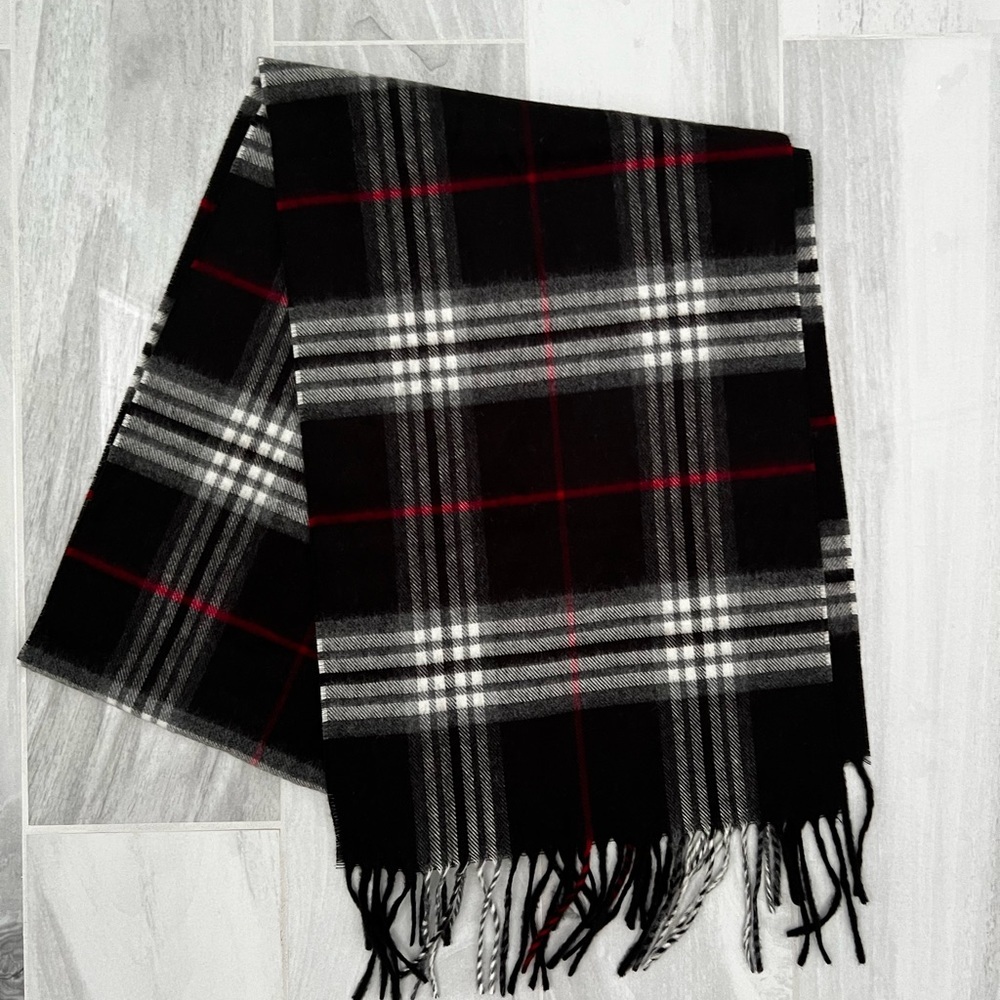 Mens Scarf NWT